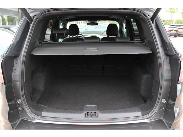 Foto 10 van Ford Kuga 1.5 EcoBoost ST Line 182pk / Camera / CarPlay / Keyless / 18'' / Stoel+Stuurverwarming / D