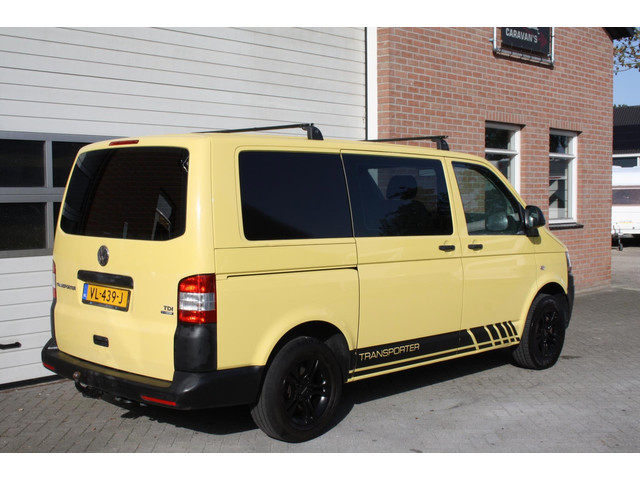 Foto 5 van Volkswagen Transporter 2.0 TDI L1H1.airco.5 zitplaatsen.1 vw dealer onderh.navigatie.cruise control.