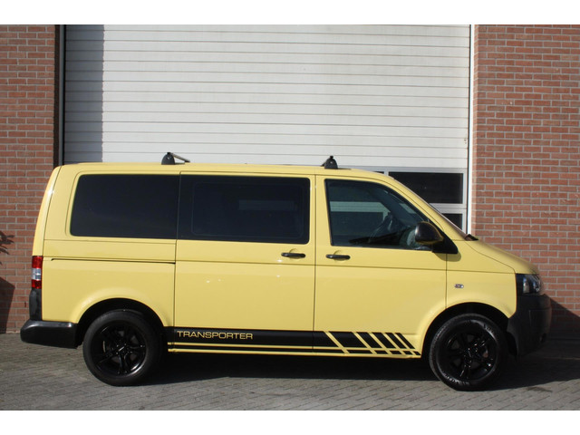 Foto 4 van Volkswagen Transporter 2.0 TDI L1H1.airco.5 zitplaatsen.1 vw dealer onderh.navigatie.cruise control.