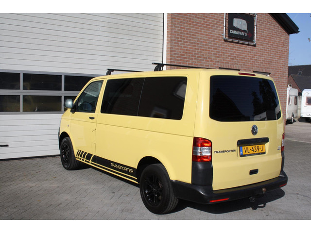 Foto 2 van Volkswagen Transporter 2.0 TDI L1H1.airco.5 zitplaatsen.1 vw dealer onderh.navigatie.cruise control.