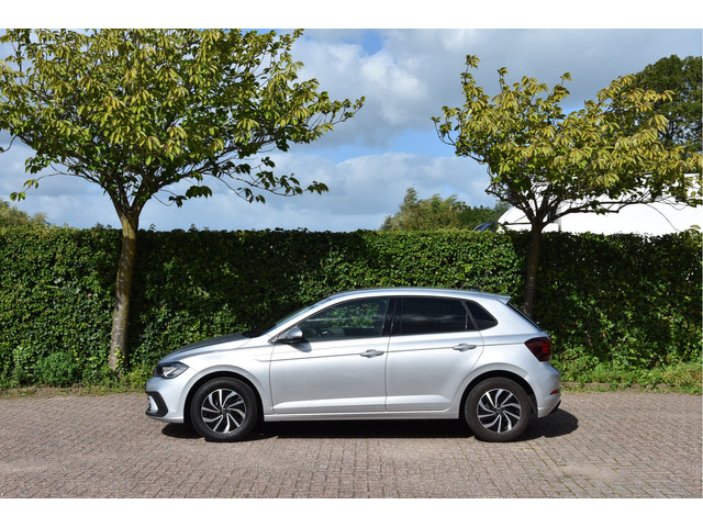 Foto 5 van Volkswagen Polo 1.0 TSI Life Business ECC ACC IQ-drive Virtueel-groot Camera PDC NAP