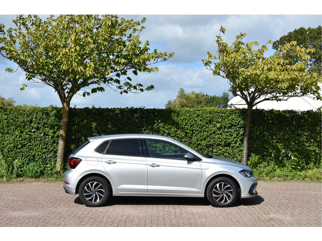 Foto 10 van Volkswagen Polo 1.0 TSI Life Business ECC ACC IQ-drive Virtueel-groot Camera PDC NAP
