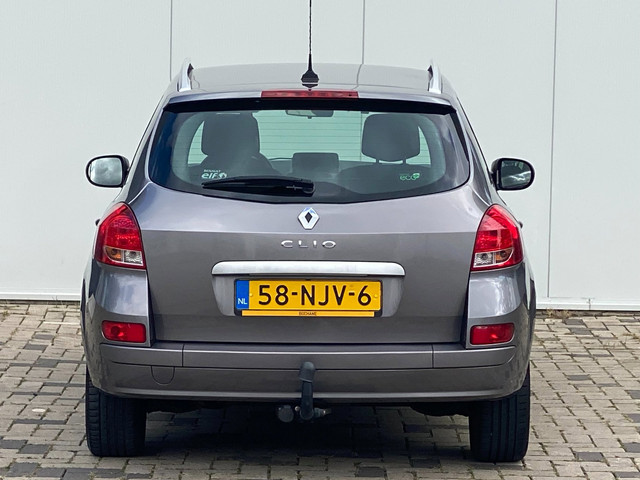 Foto 9 van Renault Clio Estate 1.2 TCE 20th Anniversary AIRCO NAVI