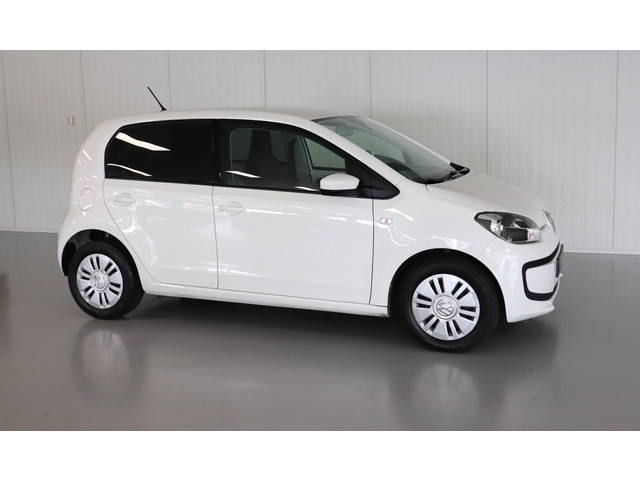 Foto 8 van Volkswagen Up! Volkswagen up! Move up | Airco 2015| € 7.450 rijklaar.
