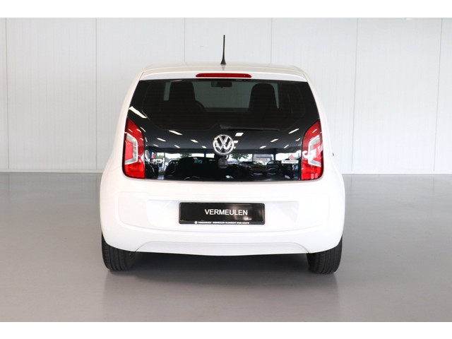 Foto 5 van Volkswagen Up! Volkswagen up! Move up | Airco 2015| € 7.450 rijklaar.