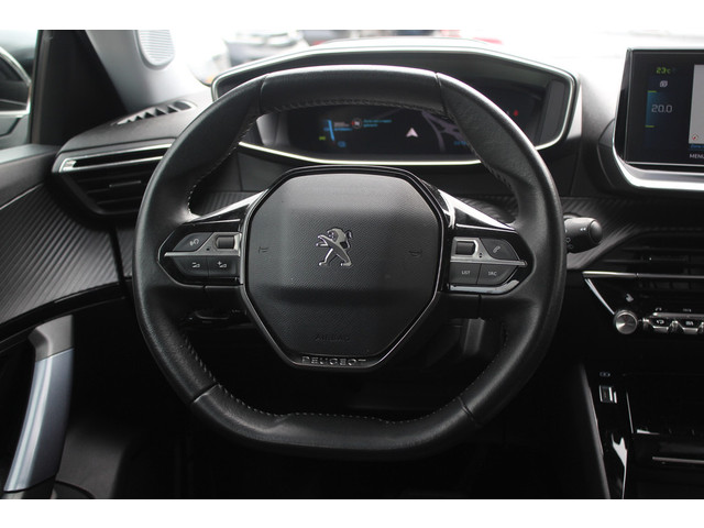 Peugeot e-2008 EV Allure Pack 50 kWh / SoH 91 % / Camera / Keyless / CarPlay / Half Leder / 17'' / S