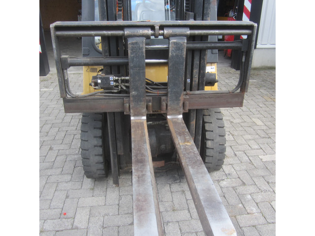 Foto 9 van Caterpillar GP20K, LPG-gas, duplo, side shift, vorkverstelling.