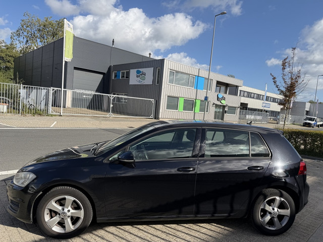 Foto 8 van Volkswagen Golf 2.0 TDI DSG7|150pk|Sensoren|Navi|Clima|Cruise