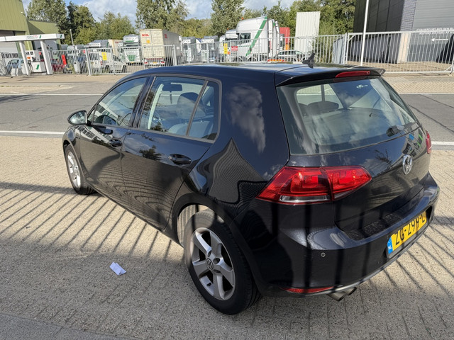 Foto 4 van Volkswagen Golf 2.0 TDI DSG7|150pk|Sensoren|Navi|Clima|Cruise