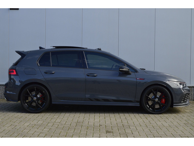 Foto 3 van Volkswagen Golf 8 2.0 TSI GTI Clubsport 300pk DSG7 2023