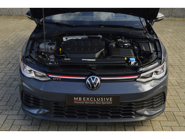 Foto 2 van Volkswagen Golf 8 2.0 TSI GTI Clubsport 300pk DSG7 2023