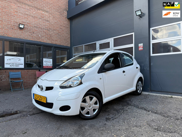 Toyota Aygo 1.0-12V Now