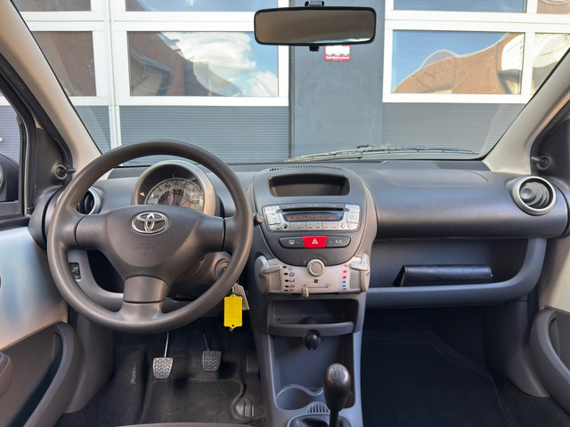 Foto 7 van Toyota Aygo 1.0-12V Now