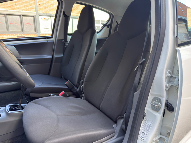 Foto 8 van Toyota Aygo 1.0-12V Now