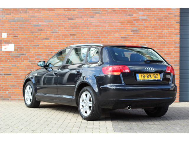 Foto 3 van Audi A3 Sportback 1.6 | 5 deurs | NAP