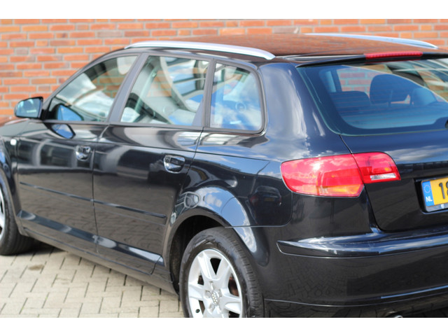 Foto 5 van Audi A3 Sportback 1.6 | 5 deurs | NAP