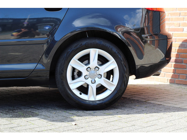 Foto 10 van Audi A3 Sportback 1.6 | 5 deurs | NAP