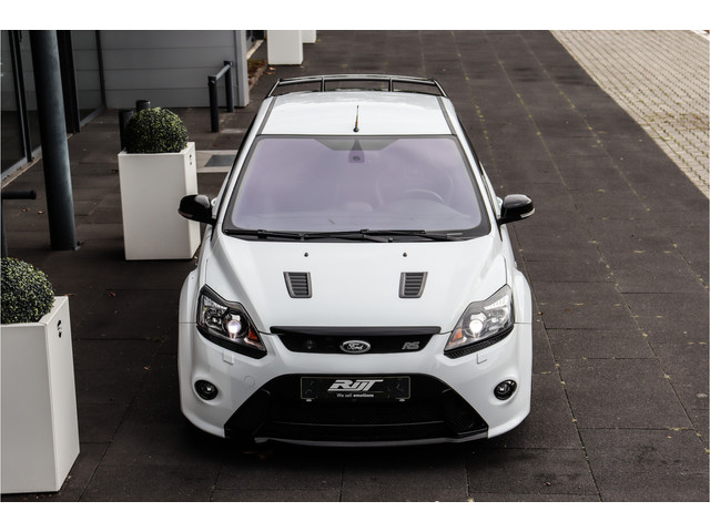 Foto 7 van Ford Focus 2.5 RS **collectors item/Milltek/Mountune/Carbon/Recaro**