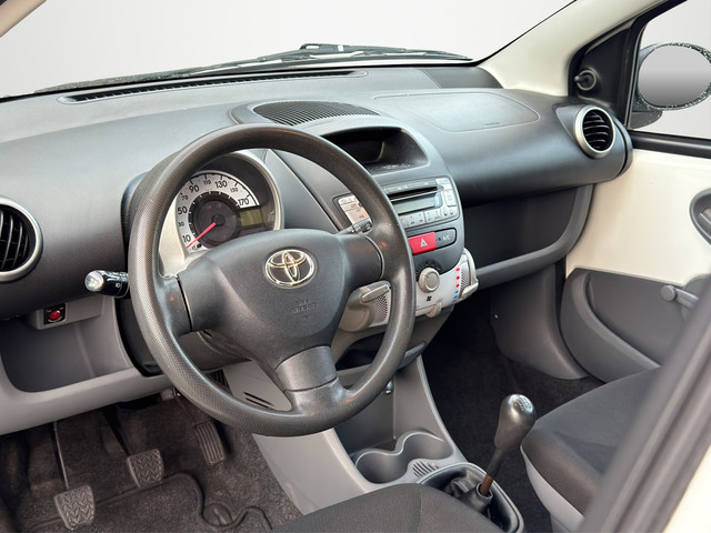 Foto 4 van Toyota Aygo 1.0-12V Cool Airco|APK 06-2027|Zuinig|NAP