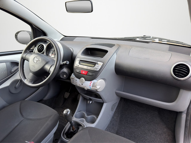 Foto 8 van Toyota Aygo 1.0-12V Cool Airco|APK 06-2027|Zuinig|NAP