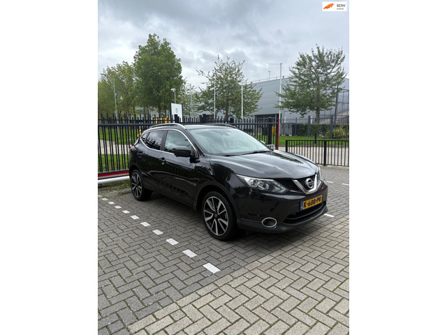 Foto 10 van Nissan Qashqai 1.6 Tekna 360 Cam - Pano - Leder