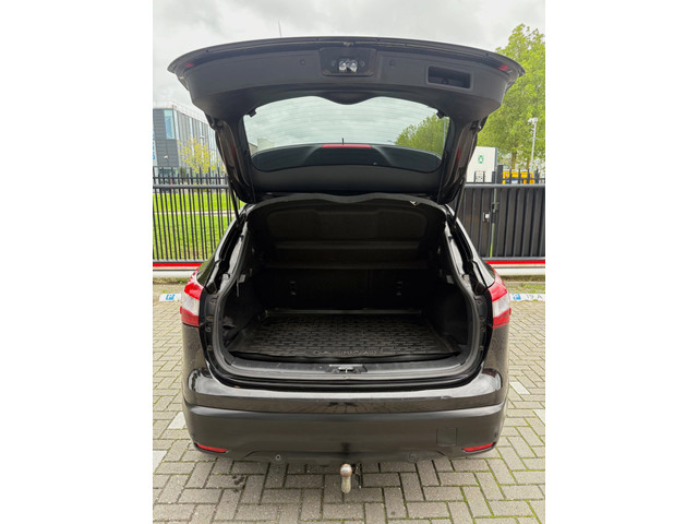 Foto 2 van Nissan Qashqai 1.6 Tekna 360 Cam - Pano - Leder