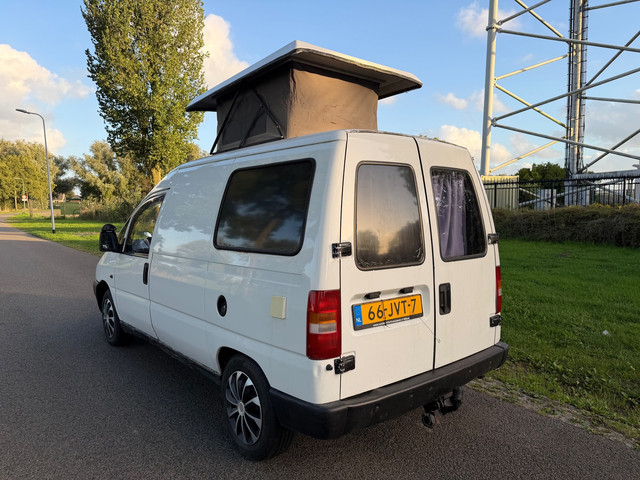 Foto 9 van Peugeot EXPERT Camper Lage Wegenbelasting