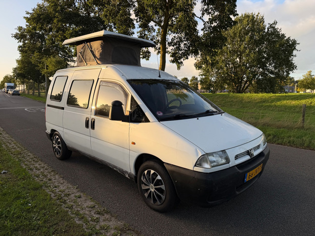 Foto 6 van Peugeot EXPERT Camper Lage Wegenbelasting
