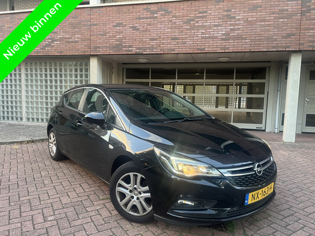 Foto 10 van Opel Astra 1.0 Online Ed. Clima Parkeersensor Camera Nap