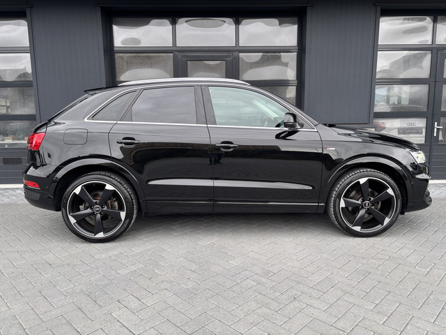 Foto 2 van Audi Q3 2.0 TFSI quattro S-line Pano (bj 2017, automaat)