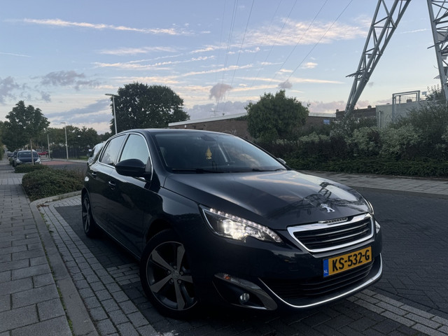 Foto 10 van Peugeot 308 1.6 HDI PREMIÉ PANO XENON 6BAK SENS 2016