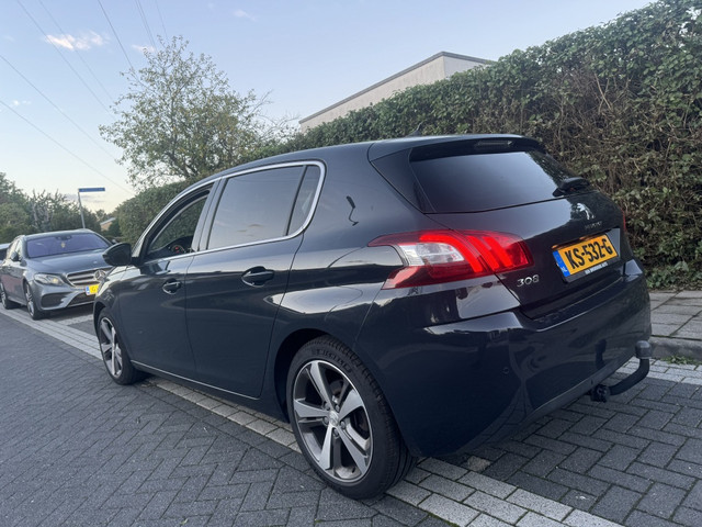 Foto 3 van Peugeot 308 1.6 HDI PREMIÉ PANO XENON 6BAK SENS 2016