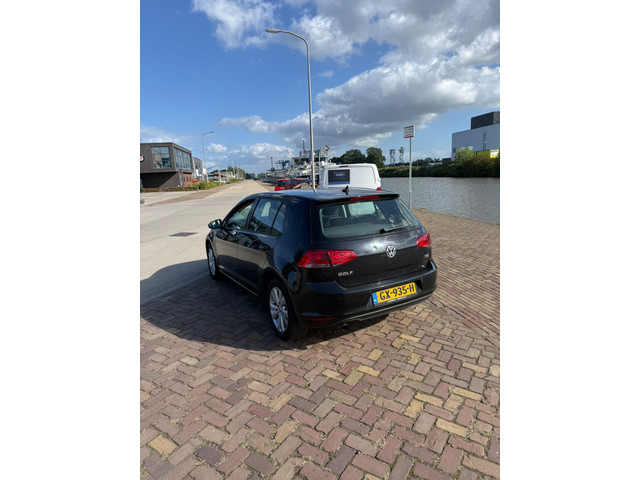 Foto 5 van Volkswagen Golf 1.6 TDI Highline
