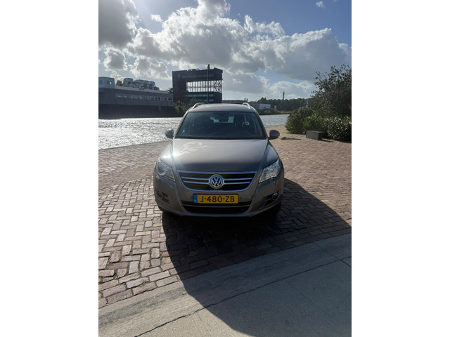 Foto 5 van Volkswagen Tiguan 1.4 TSI Comfort&Design 4Motion
