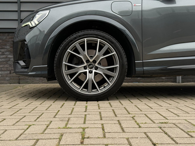 Foto 5 van Audi Q3 Sportback 45 TFSI e S-Line 245pk Sonos Trekhaak Matrix Stuurverw Camera