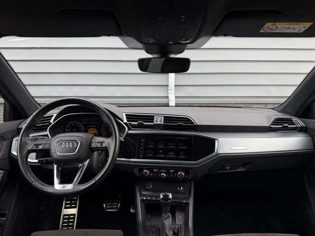 Audi Q3 Sportback 45 TFSI e S-Line 245pk Sonos Trekhaak Matrix Stuurverw Camera