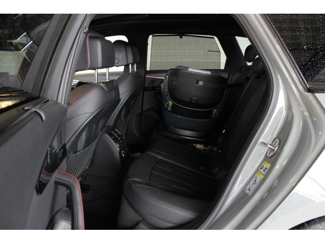 Foto 5 van Audi A4 Avant 2.0 TFSI MHEV S-Line Black Edition Pano | Standkachel | Keyless | Trekhaak | Virtual C
