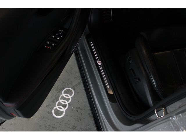 Foto 9 van Audi A4 Avant 2.0 TFSI MHEV S-Line Black Edition Pano | Standkachel | Keyless | Trekhaak | Virtual C