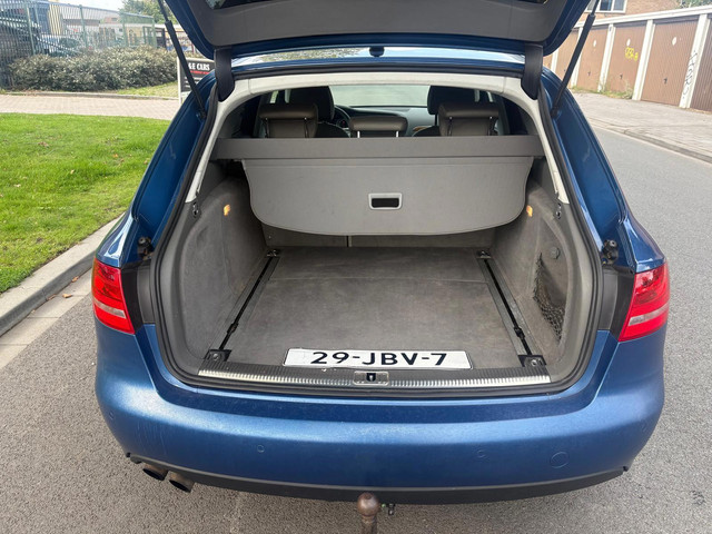 Foto 3 van Audi A4 Avant 1.8 TFSI Pro Line