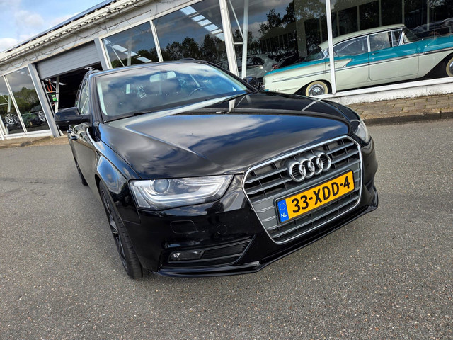 Foto 8 van Audi A4 Avant 3 X S-Line 2.0TDI 120kW / 163pK Facelift !