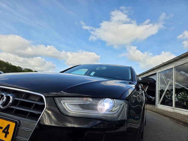Foto 7 van Audi A4 Avant 3 X S-Line 2.0TDI 120kW / 163pK Facelift !