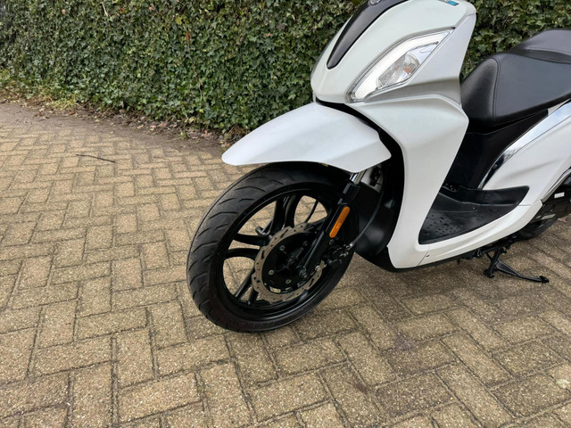 Foto 3 van SYM Symphony ST 45km E5 Scooter WHITE BETAAL met in3