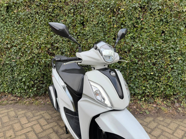 Foto 6 van SYM Symphony ST 45km E5 Scooter WHITE BETAAL met in3