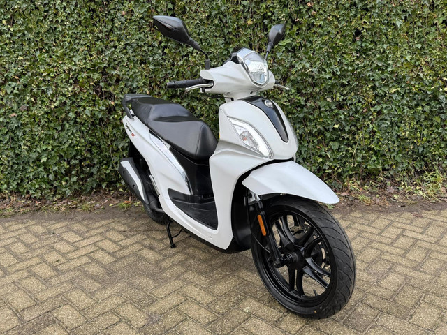 Foto 7 van SYM Symphony ST 45km E5 Scooter WHITE BETAAL met in3