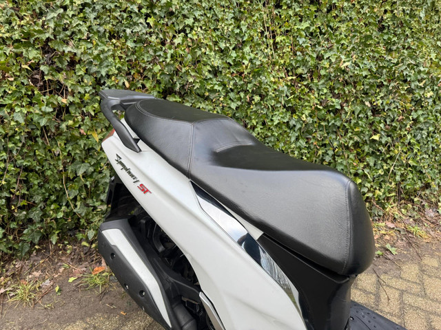 Foto 10 van SYM Symphony ST 45km E5 Scooter WHITE BETAAL met in3