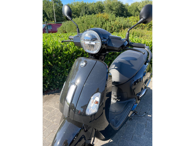 Foto 3 van SYM Fiddle 4 4 45 km Scooter Euro5+ NIEUW BETAAL met in3