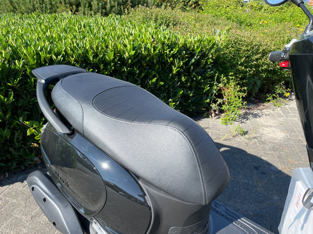 Foto 8 van SYM Fiddle 4 4 45 km Scooter Euro5+ NIEUW BETAAL met in3