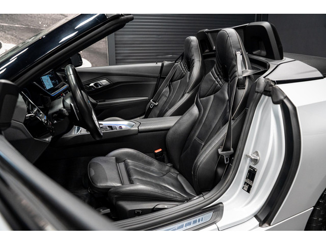 Foto 3 van BMW Z4 Roadster sDrive30i High Executive *M-Sport / Harman-Kardon / HUD / Aerodynamica-Pakket / M-Sp
