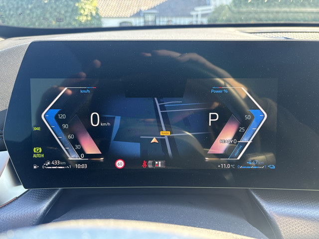 Foto 4 van BMW X1 XDrive30e M-Sport | Panodak | Drive Assistant Plus | Trekhaak |