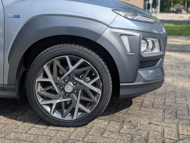 Foto 6 van Hyundai Kona 1.6 GDI HEV Premium Rijklaarprijs / 12 mnd Bovag garantie
